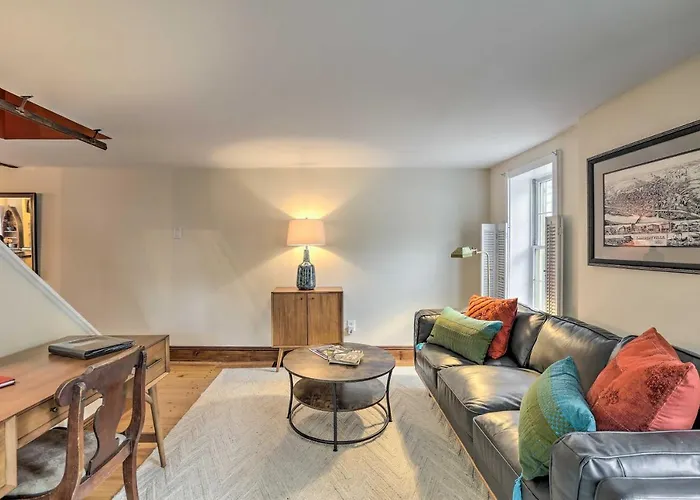 Historic Home In Lambertville: Walk To Bridge